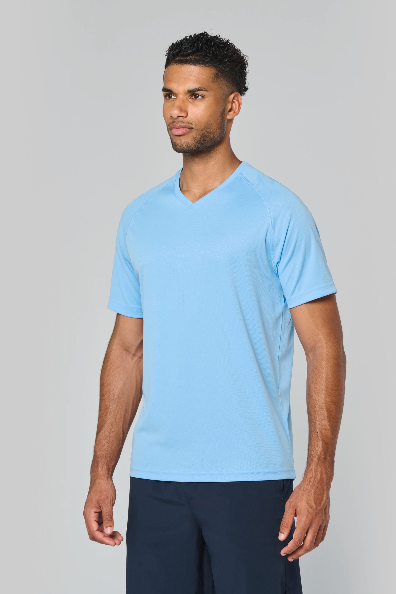 t shirt de sport manches courtes col v homme